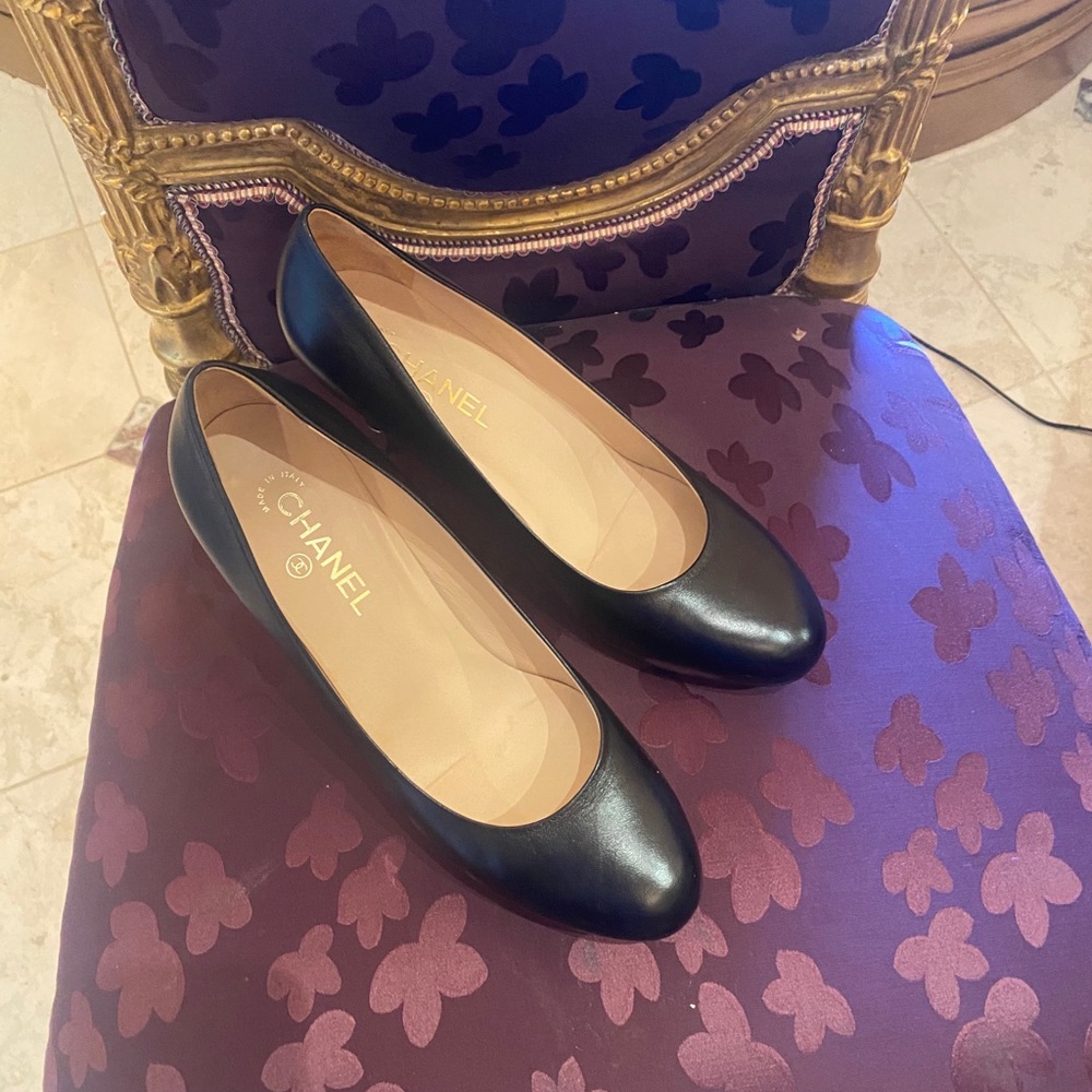 Chanel pumps